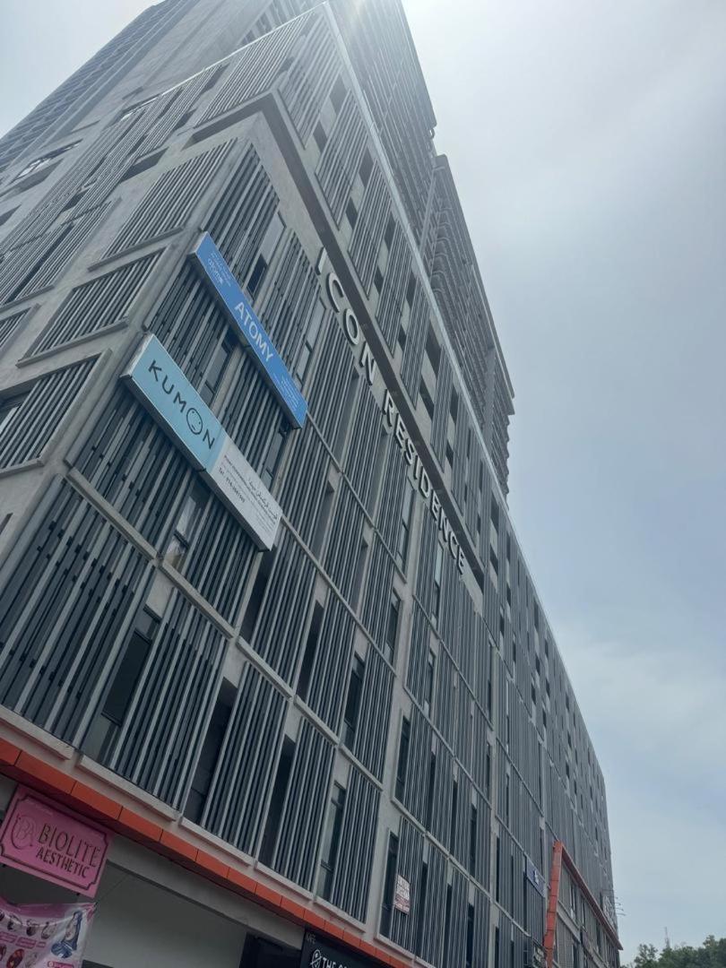 바투 부록의 아파트먼트  쿠알라트렝가누 외부 사진